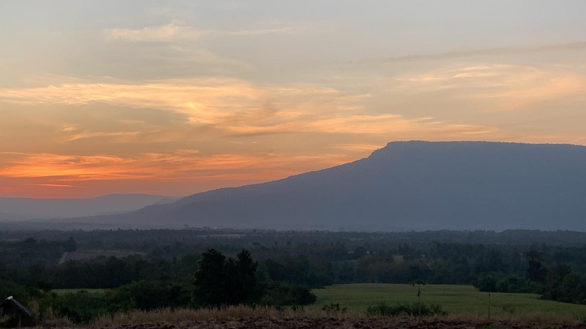 ฟาร์มแกะภูกระดึง Waraporn Valley Ban Nong Tum Dış mekan fotoğraf